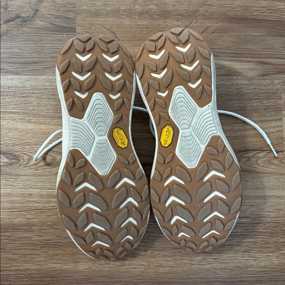 Hoka Transport Women’s Shoes | Eggnog - Picture 7 of 11